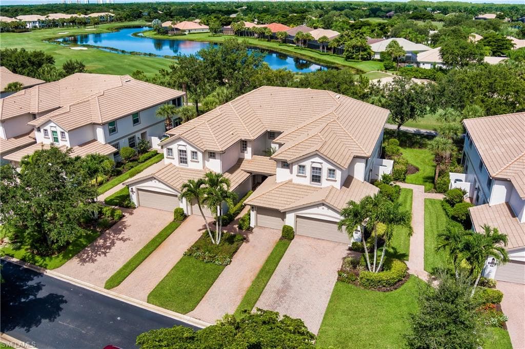 10482 Autumn Breeze DR 101 ESTERO, FL 34135