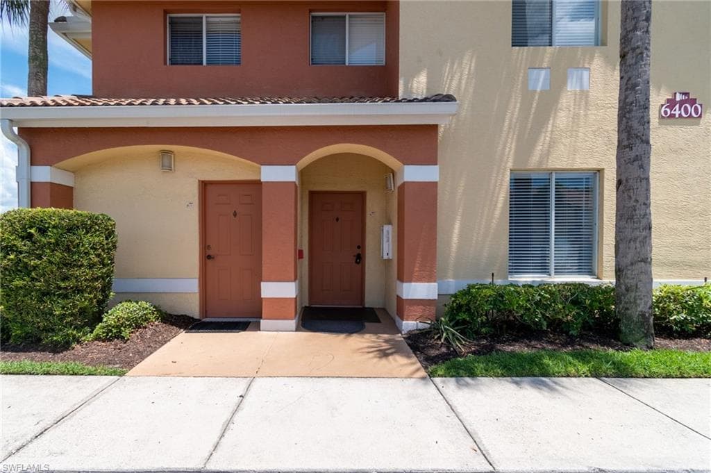 6400 Aragon WAY 102 FORT MYERS, FL 33966