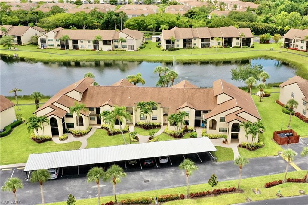 8445 Charter Club CIR 11 FORT MYERS, FL 33919