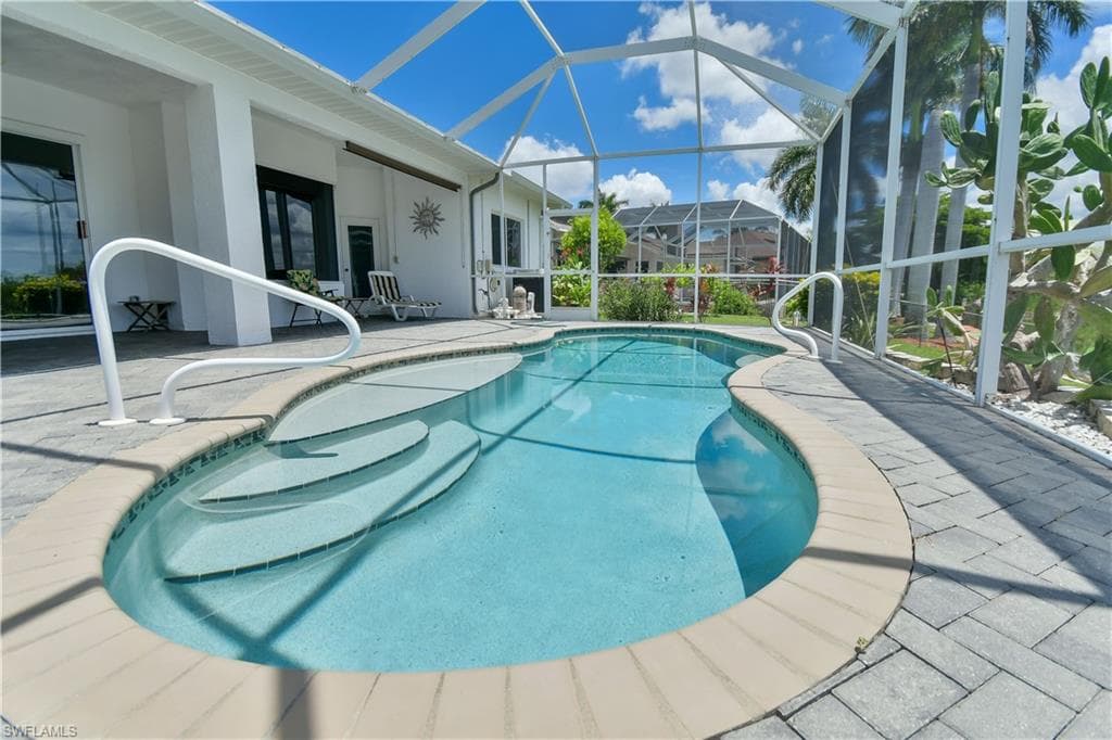1435 NW 25th PL CAPE CORAL, FL 33991