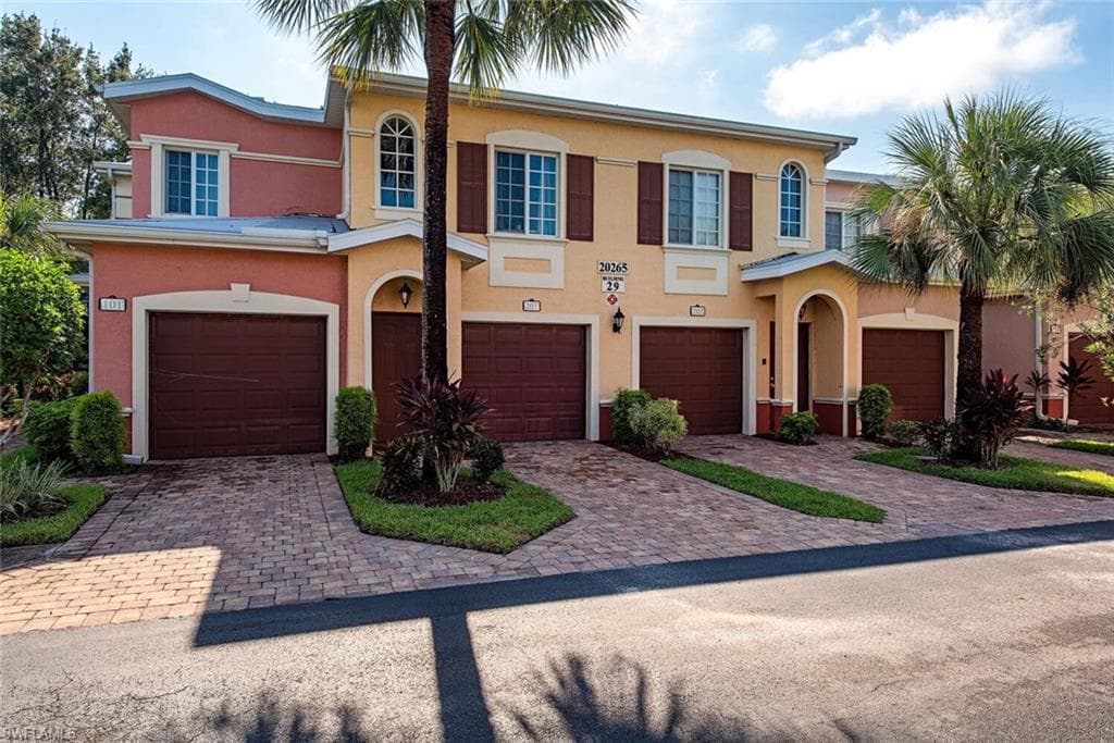 20265 ROYAL VILLAGIO CT 102 ESTERO, FL 33928