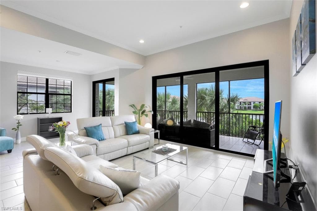 2181 Frangipani CIR 201 NAPLES, FL 34120
