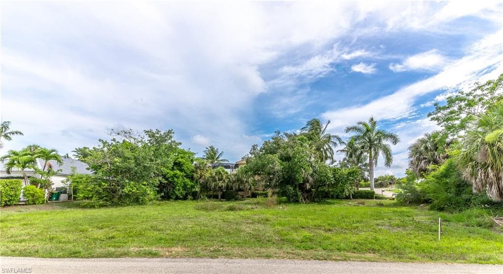 1780 Ludlow RD MARCO ISLAND, FL 34145
