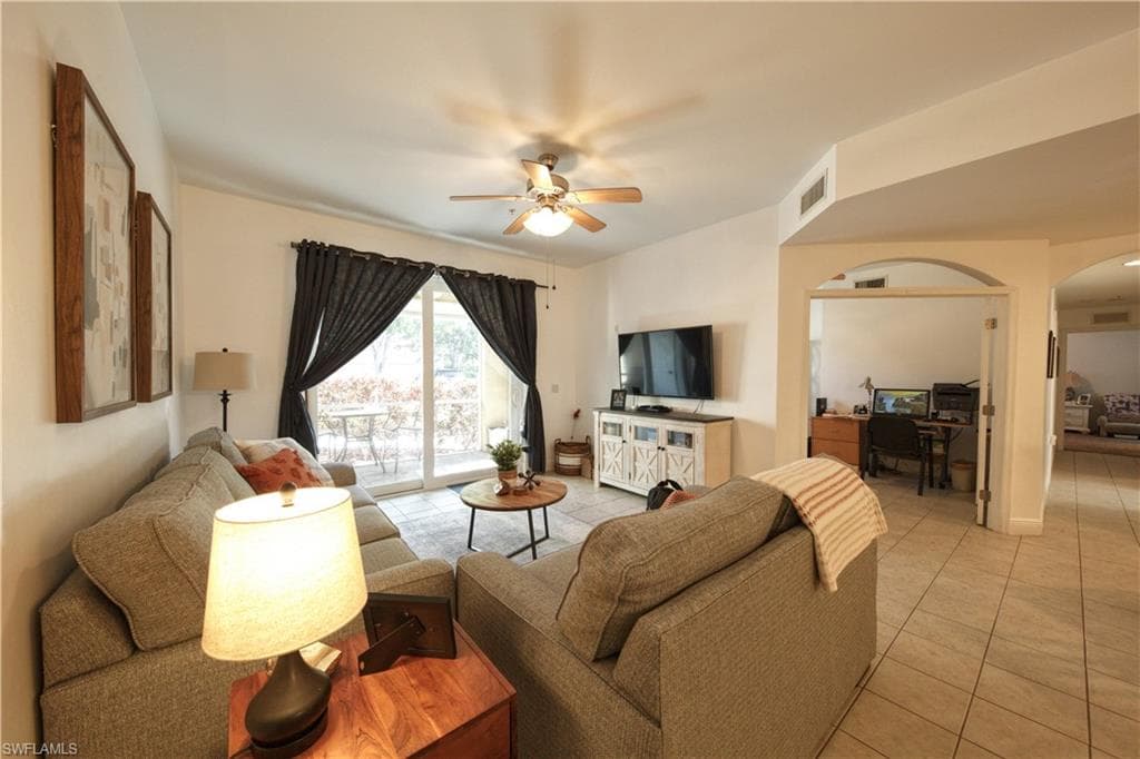 1518 SW 50th ST 101 CAPE CORAL, FL 33914