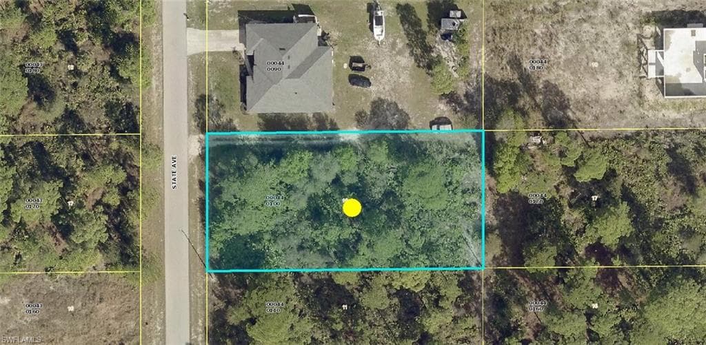1106 State AVE LEHIGH ACRES, FL 33972