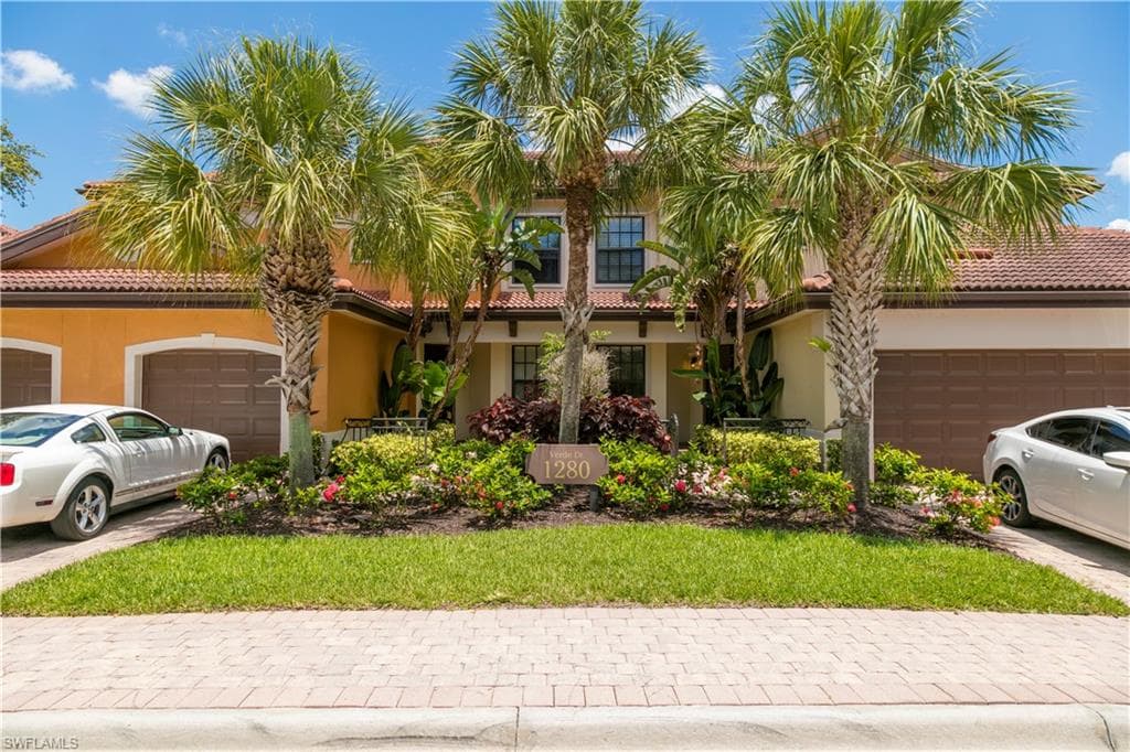 1280 Verde DR 3902 NAPLES, FL 34105