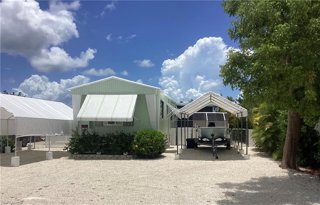 1629 Pine Channel DR LITTLE TORCH KEY, FL 33042