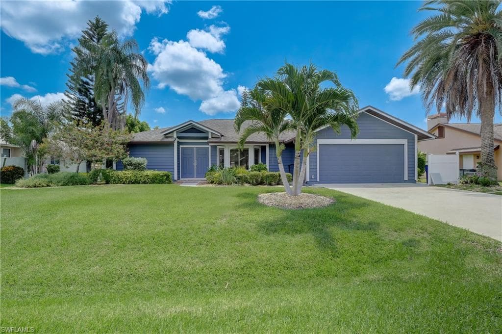 6741 Kestrel CIR FORT MYERS, FL 33966