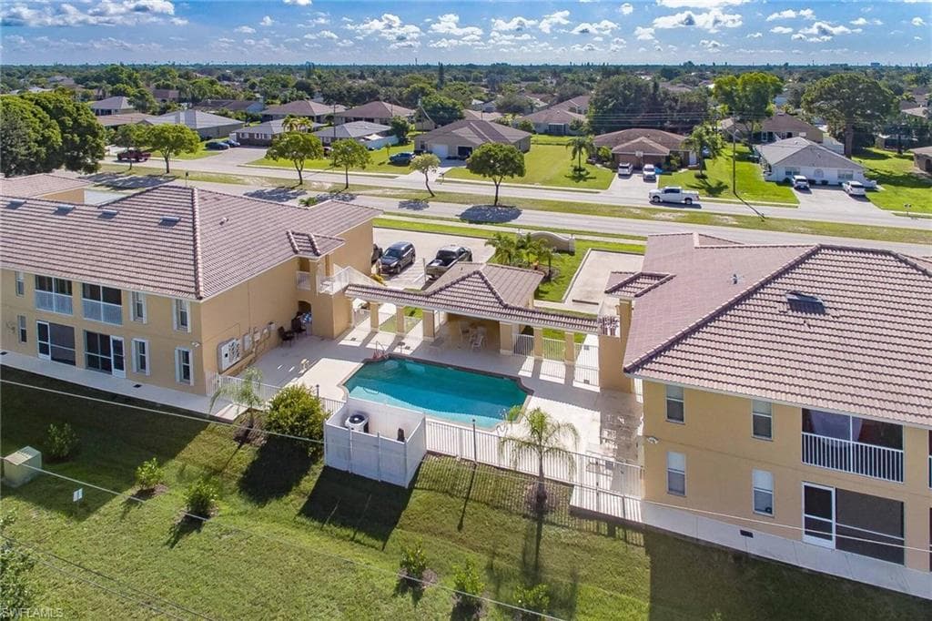 4520 Skyline BLVD 209 CAPE CORAL, FL 33914