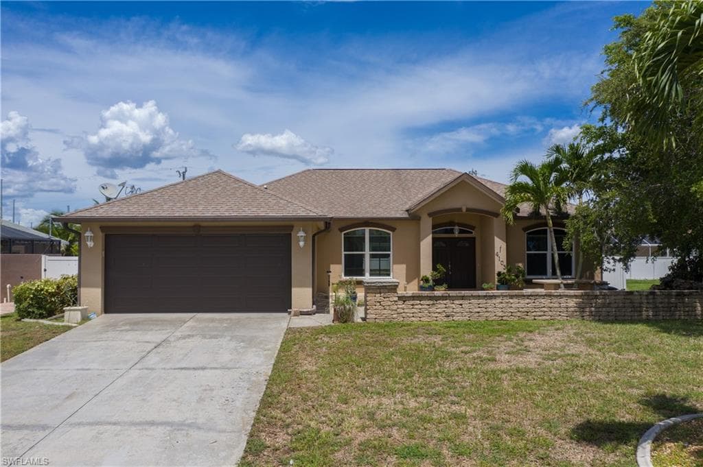 4103 SW 1st PL CAPE CORAL, FL 33914