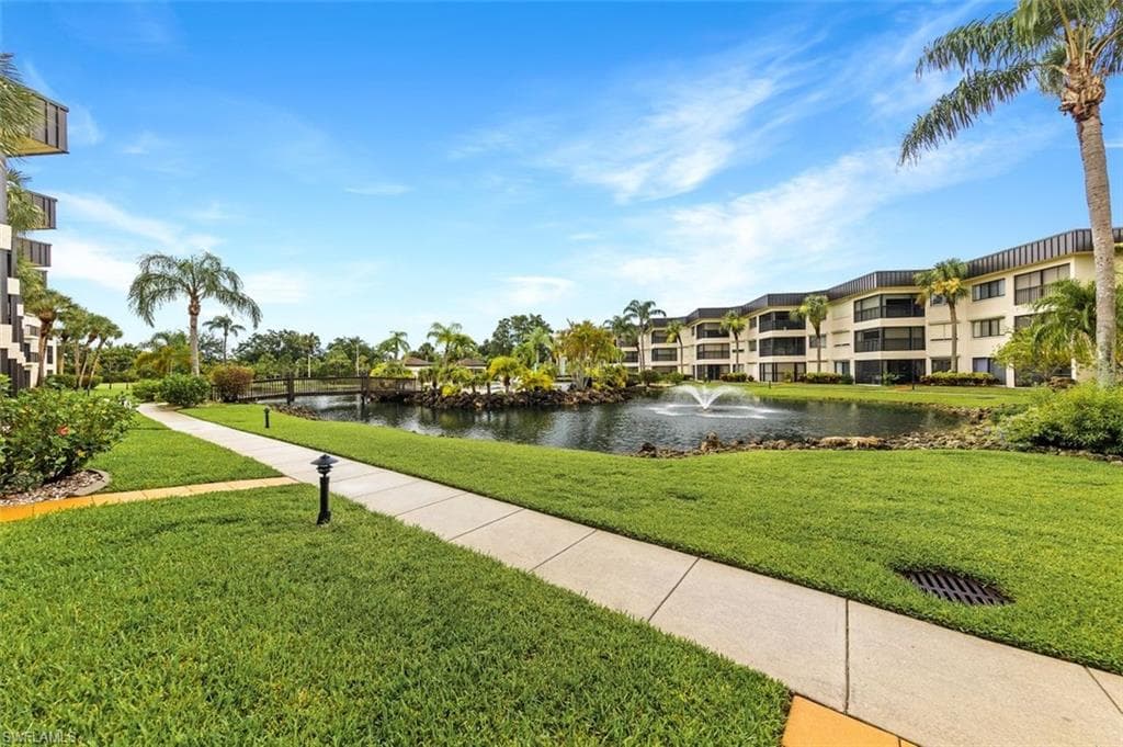 6979 Winkler RD 118 FORT MYERS, FL 33919