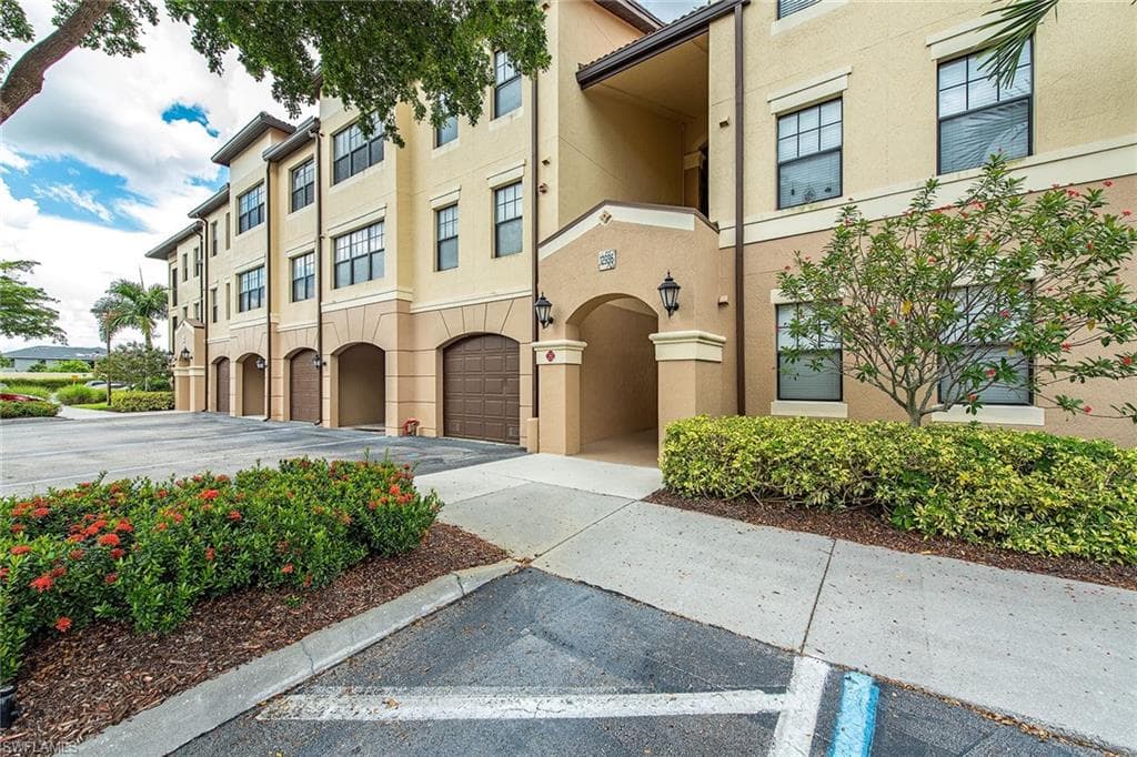 12936 Violino LN 308 NAPLES, FL 34105
