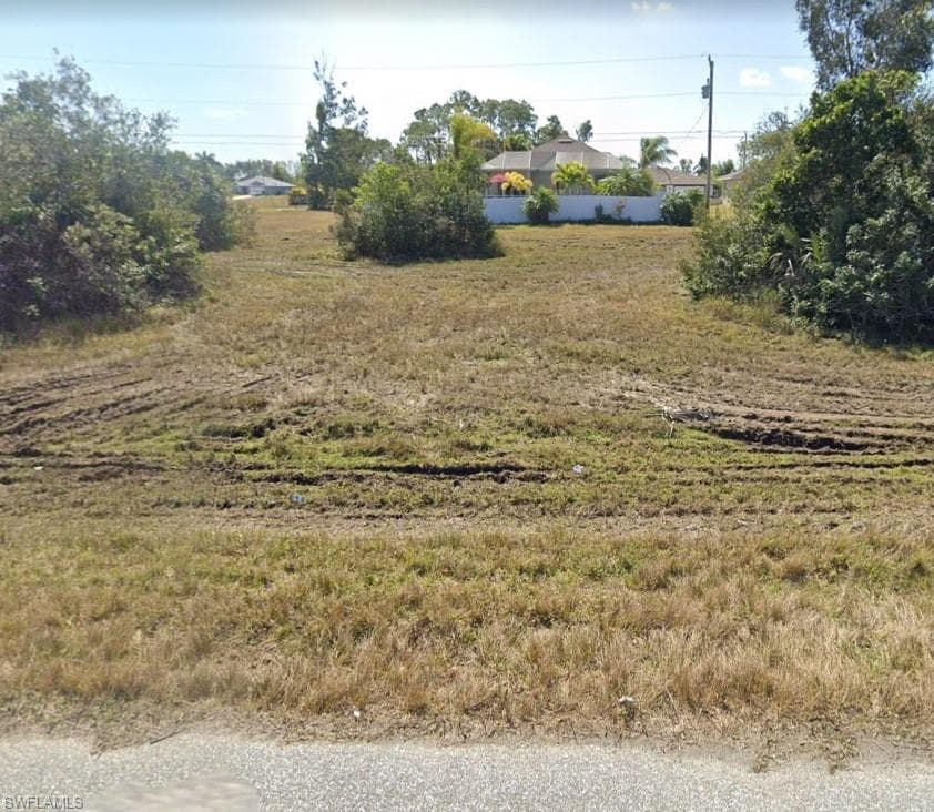 2836 NW 5th TER CAPE CORAL, FL 33993