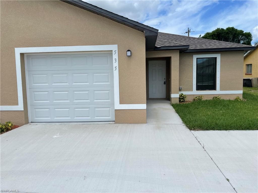533 SE 6th PL CAPE CORAL, FL 33990