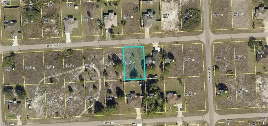 2807 18th ST SW LEHIGH ACRES, FL 33976