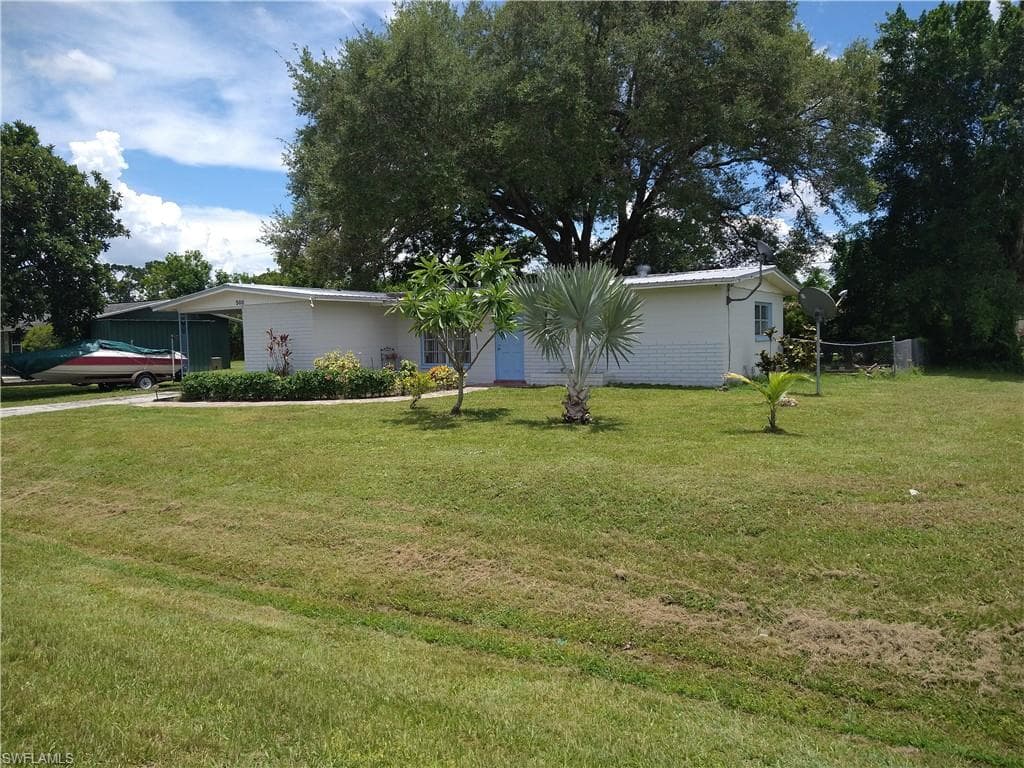 500 E Jasmine RD LEHIGH ACRES, FL 33936