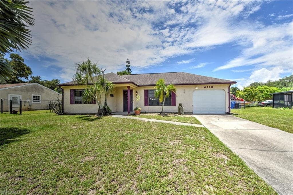 4016 E Sunflower CIR LABELLE, FL 33935