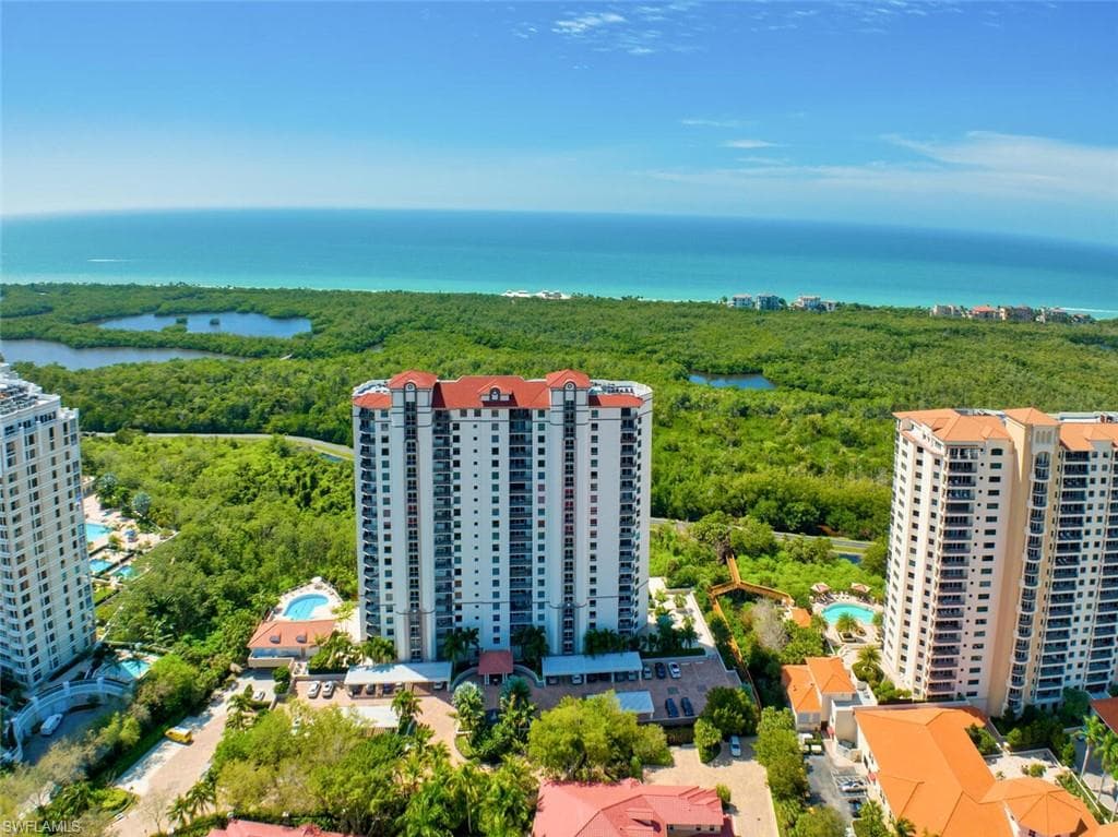 7225 Pelican Bay BLVD 901 NAPLES, FL 34108