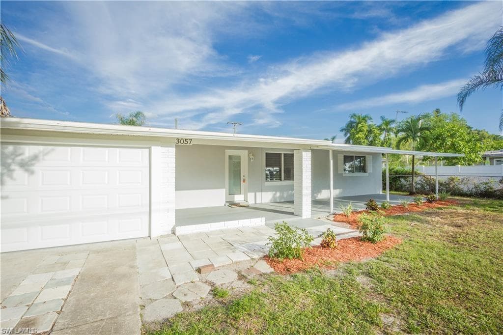 3057 Grand AVE FORT MYERS, FL 33901