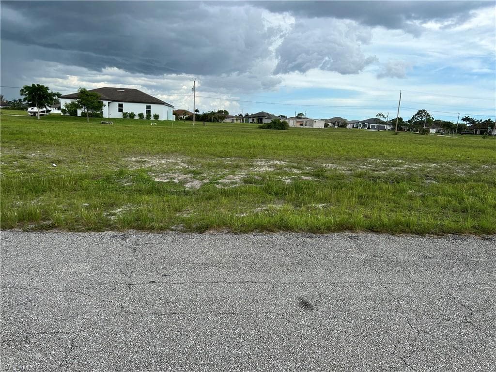 3534 NW 21st ST CAPE CORAL, FL 33993