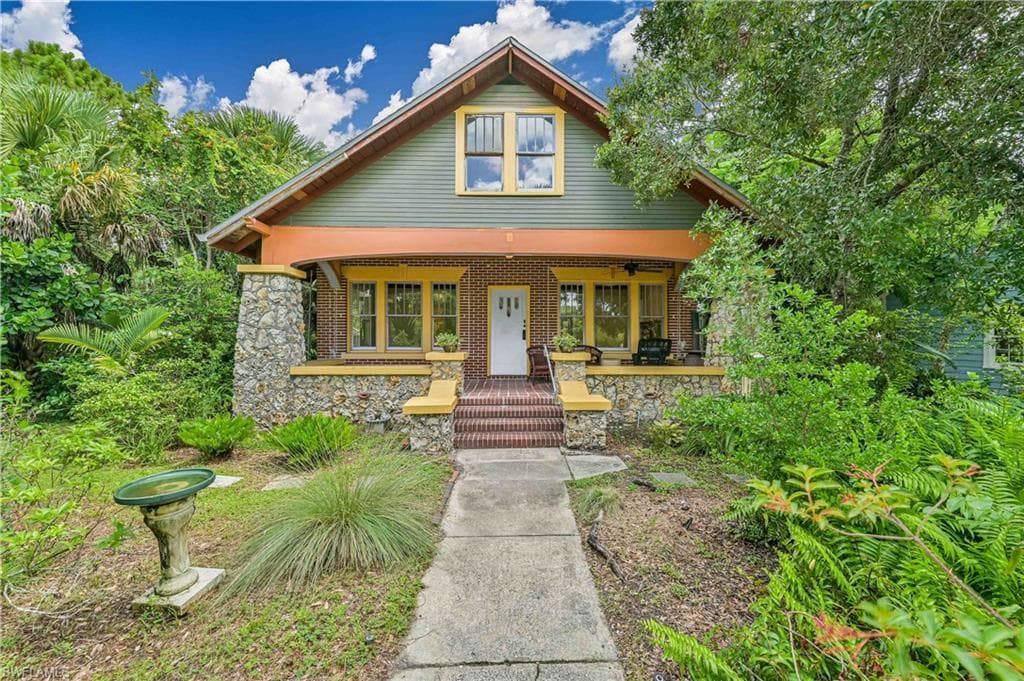 1473 Barcelona AVE FORT MYERS, FL 33901