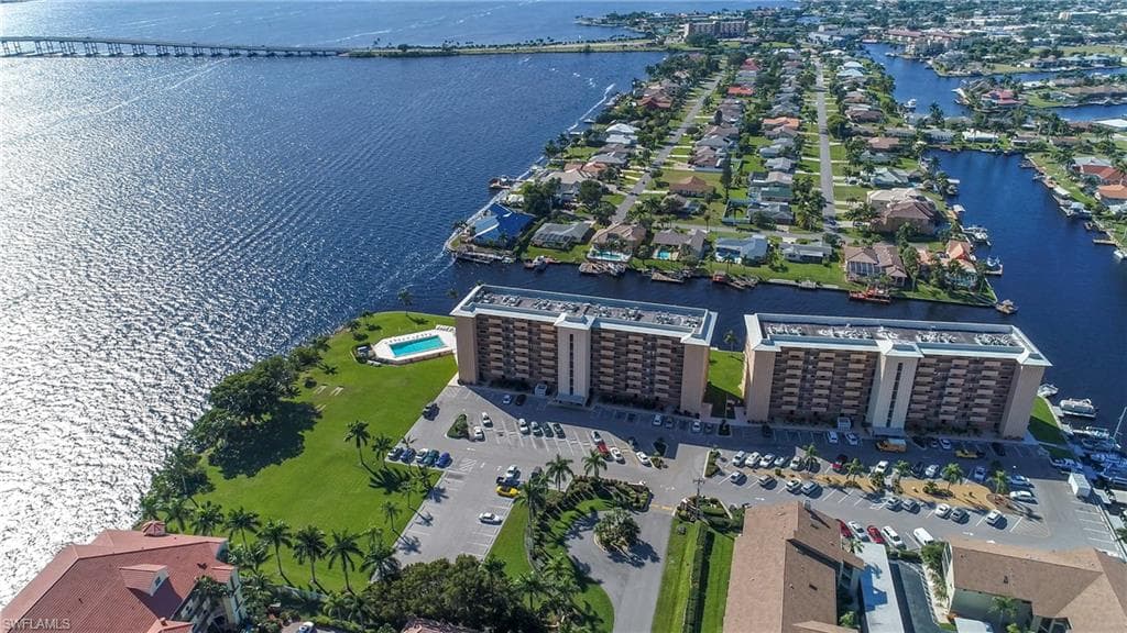 4260 SE 20th PL 801 CAPE CORAL, FL 33904