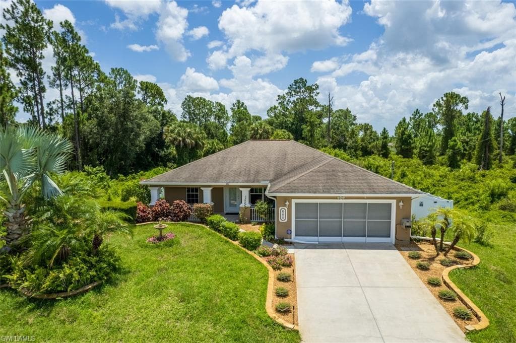 645 Ivanhoe AVE S LEHIGH ACRES, FL 33974