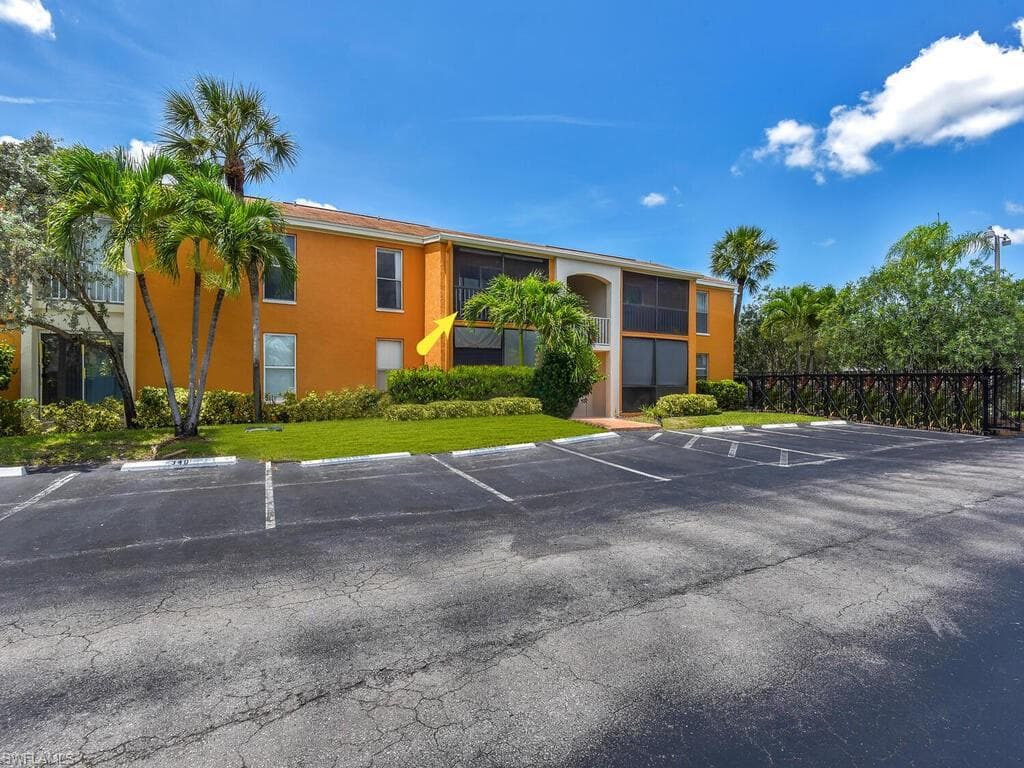 12632 Kenwood LN C FORT MYERS, FL 33907