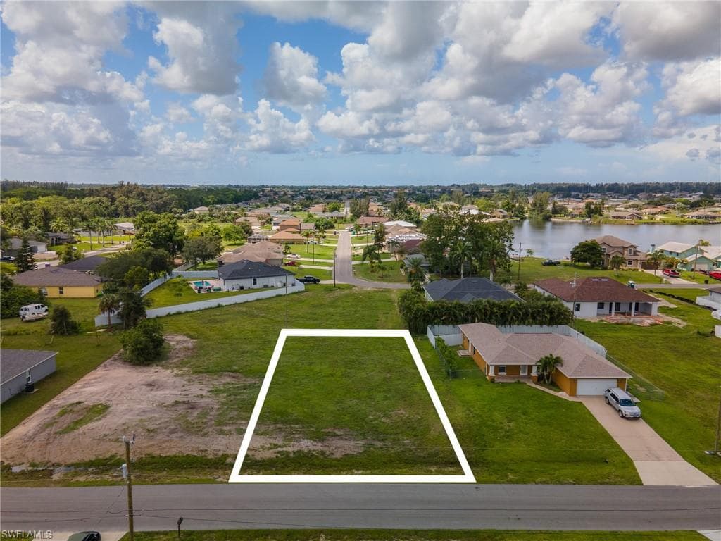 1212 NW 4th ST CAPE CORAL, FL 33993