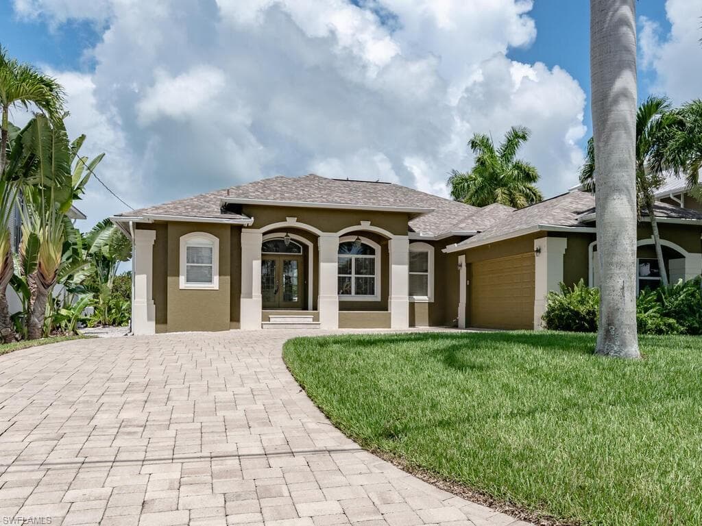 416 Samar AVE NAPLES, FL 34113