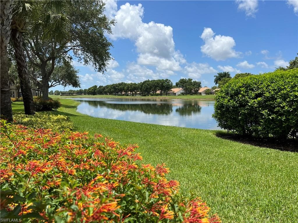 6803 Ascot DR 102 NAPLES, FL 34113