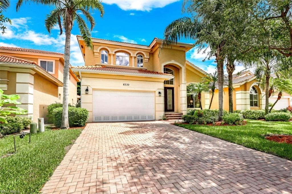 8330 Sumner AVE FORT MYERS, FL 33908