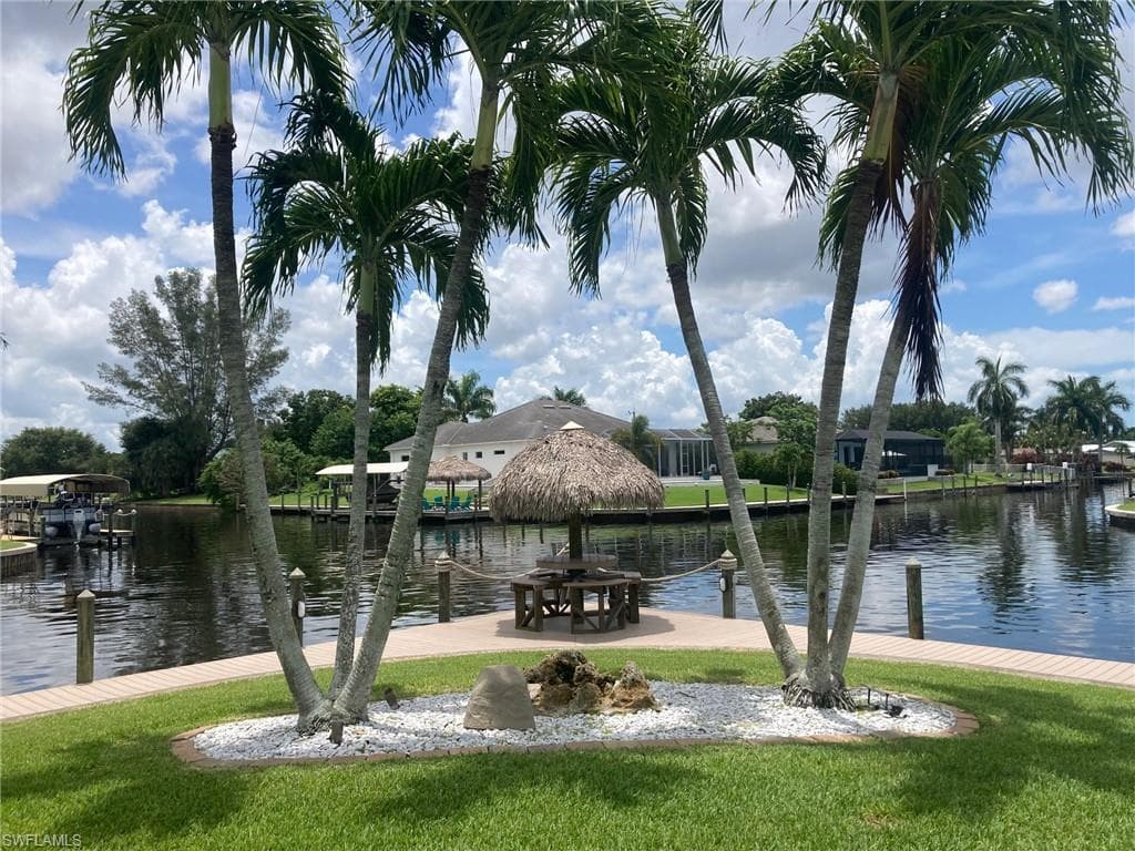 4940 Vincennes ST 210 CAPE CORAL, FL 33904