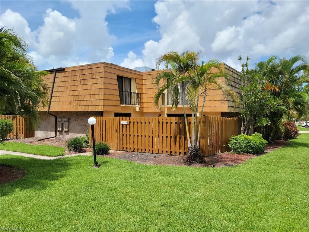 5604 Malt DR 4 FORT MYERS, FL 33907
