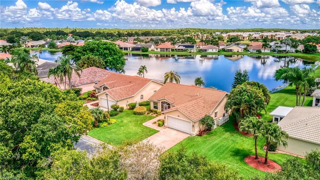 7651 Cameron CIR FORT MYERS, FL 33912