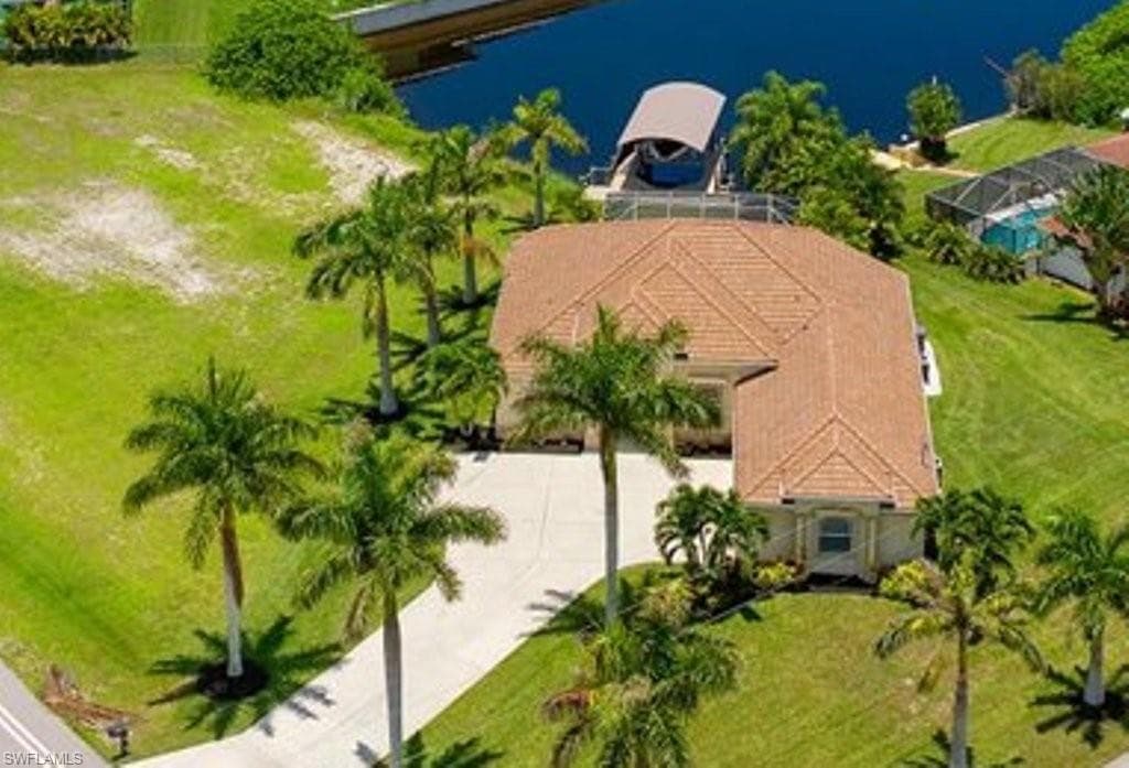 3719 Yucatan PKY CAPE CORAL, FL 33993