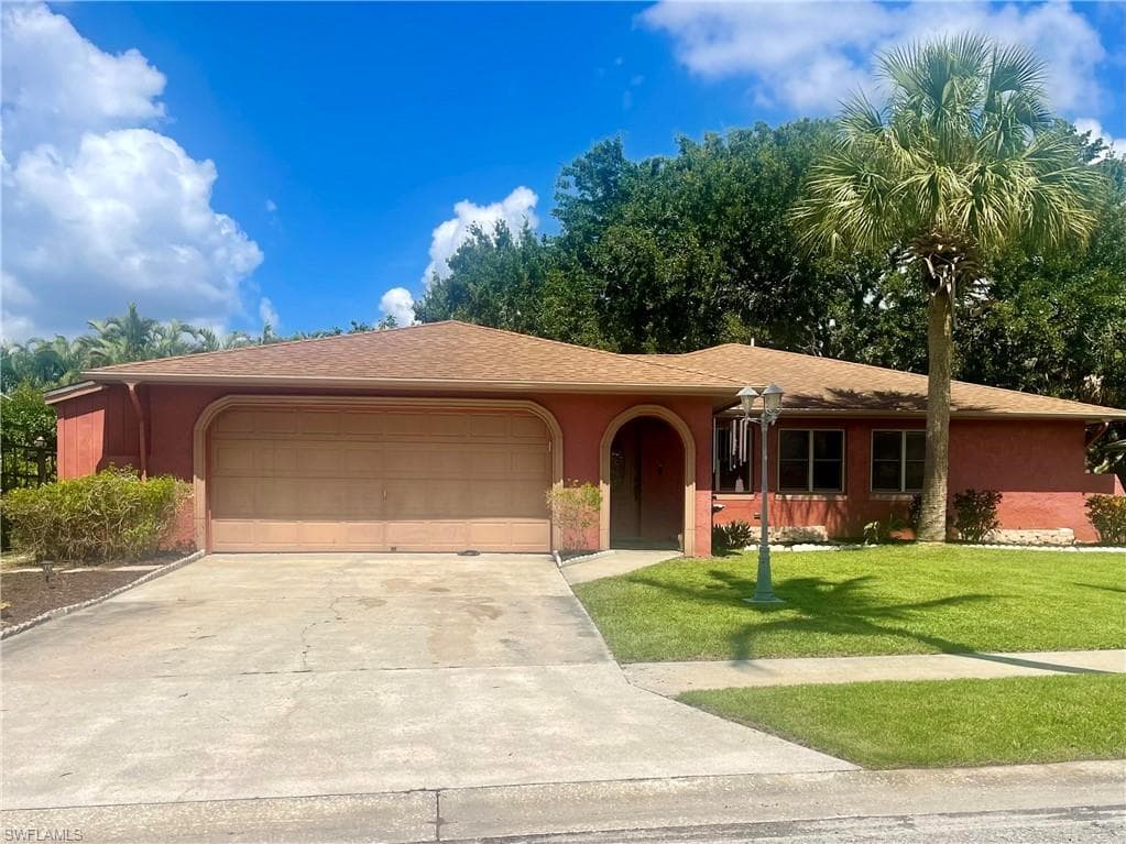 6436 Adelphi CIR FORT MYERS, FL 33919