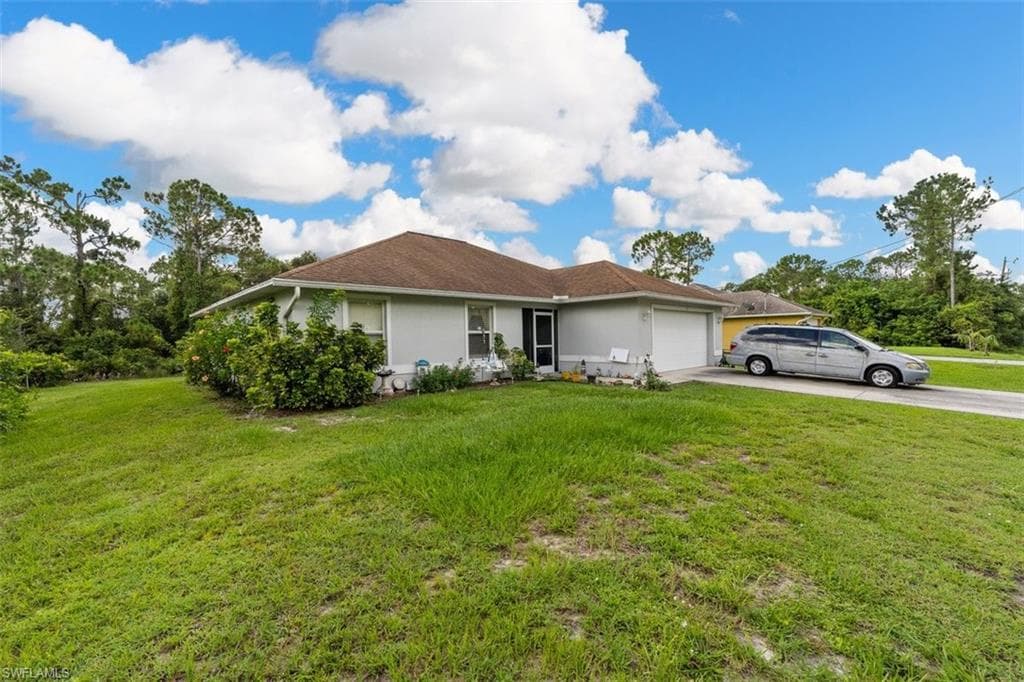 223 Beckley DR LEHIGH ACRES, FL 33974