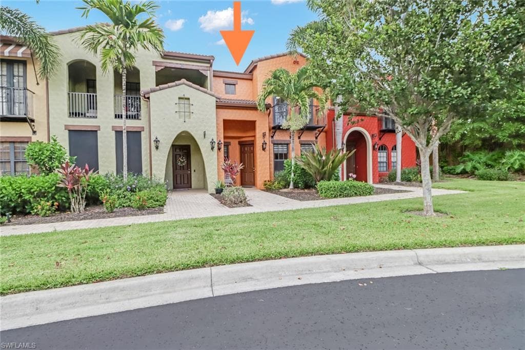 9108 Capistrano ST S 7405 NAPLES, FL 34113