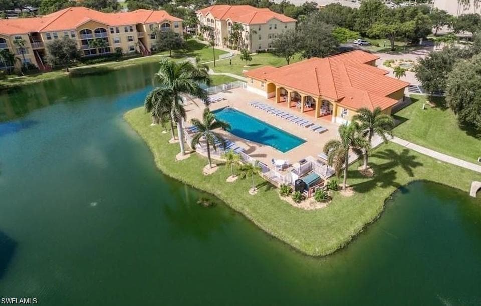 4105 Residence DR 710 FORT MYERS, FL 33901