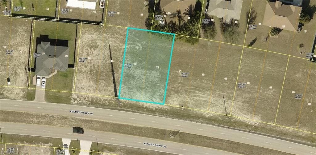 201 Kismet W CAPE CORAL, FL 33993