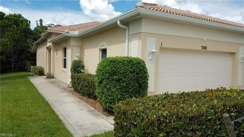 7888 Sanctuary CIR 1 NAPLES, FL 34104
