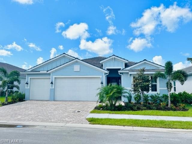 28114 CAPTIVA SHELL LOOP BONITA SPRINGS, FL 34135