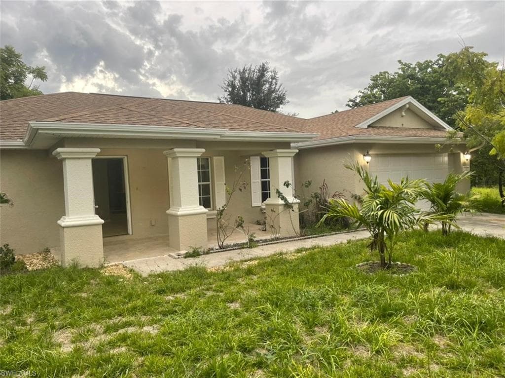 3305 45th ST W LEHIGH ACRES, FL 33971