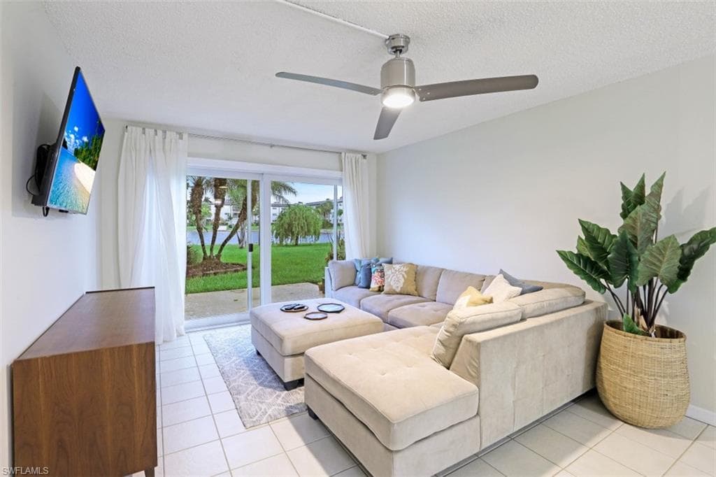 1010 Manatee RD B101 NAPLES, FL 34114