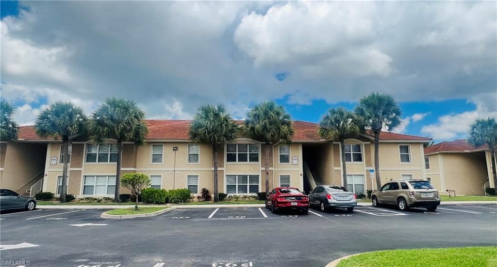 8245 Ibis Club DR 411 NAPLES, FL 34104