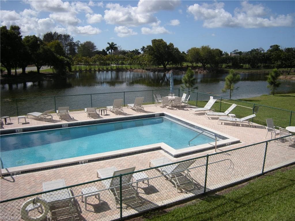 5515 Rattlesnake Hammock RD S 209 NAPLES, FL 34113