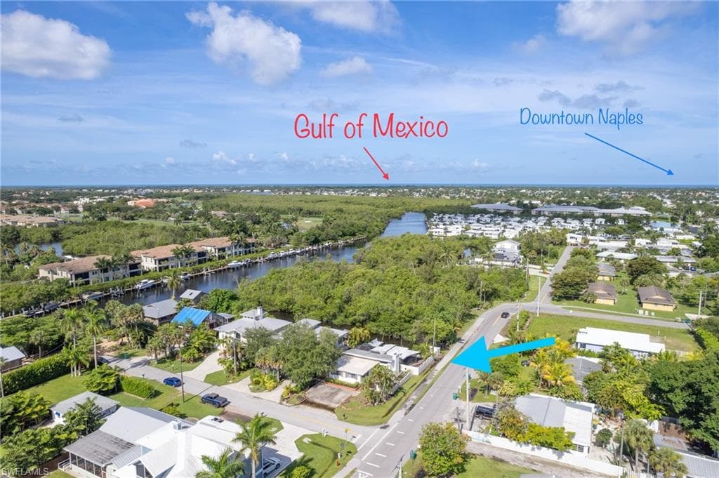 2918 Poplar ST NAPLES, FL 34112