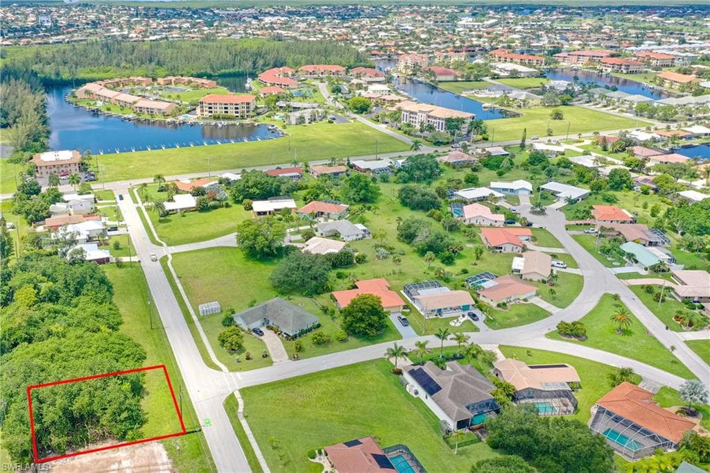 2942 Magdalina DR PUNTA GORDA, FL 33950