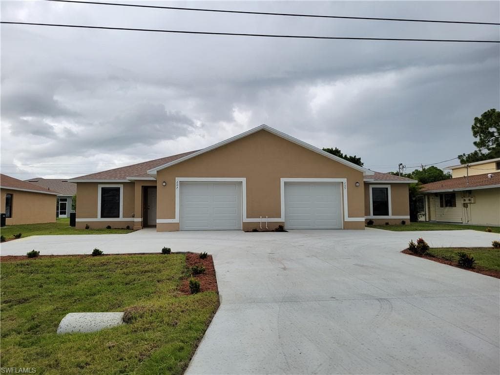 205/207 SW 16th TER CAPE CORAL, FL 33991